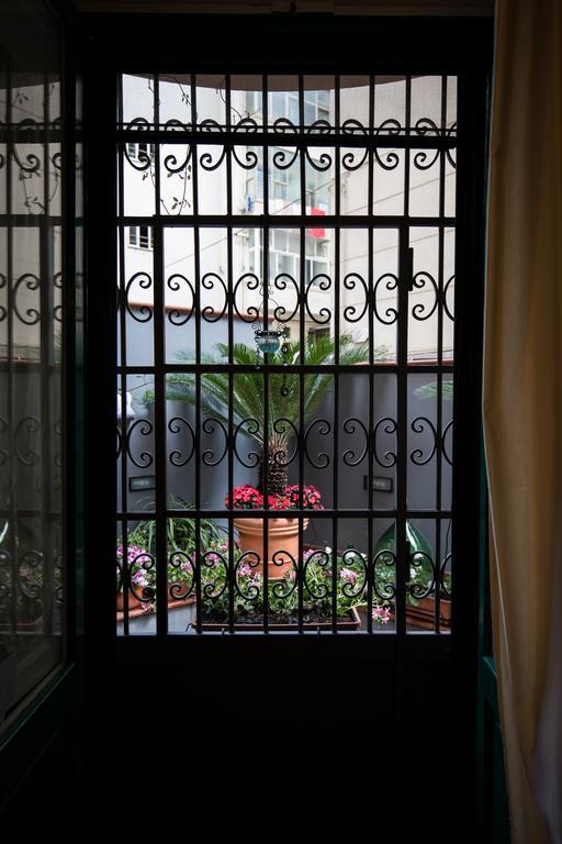 B&B Civico Cinque Salerno Buitenkant foto
